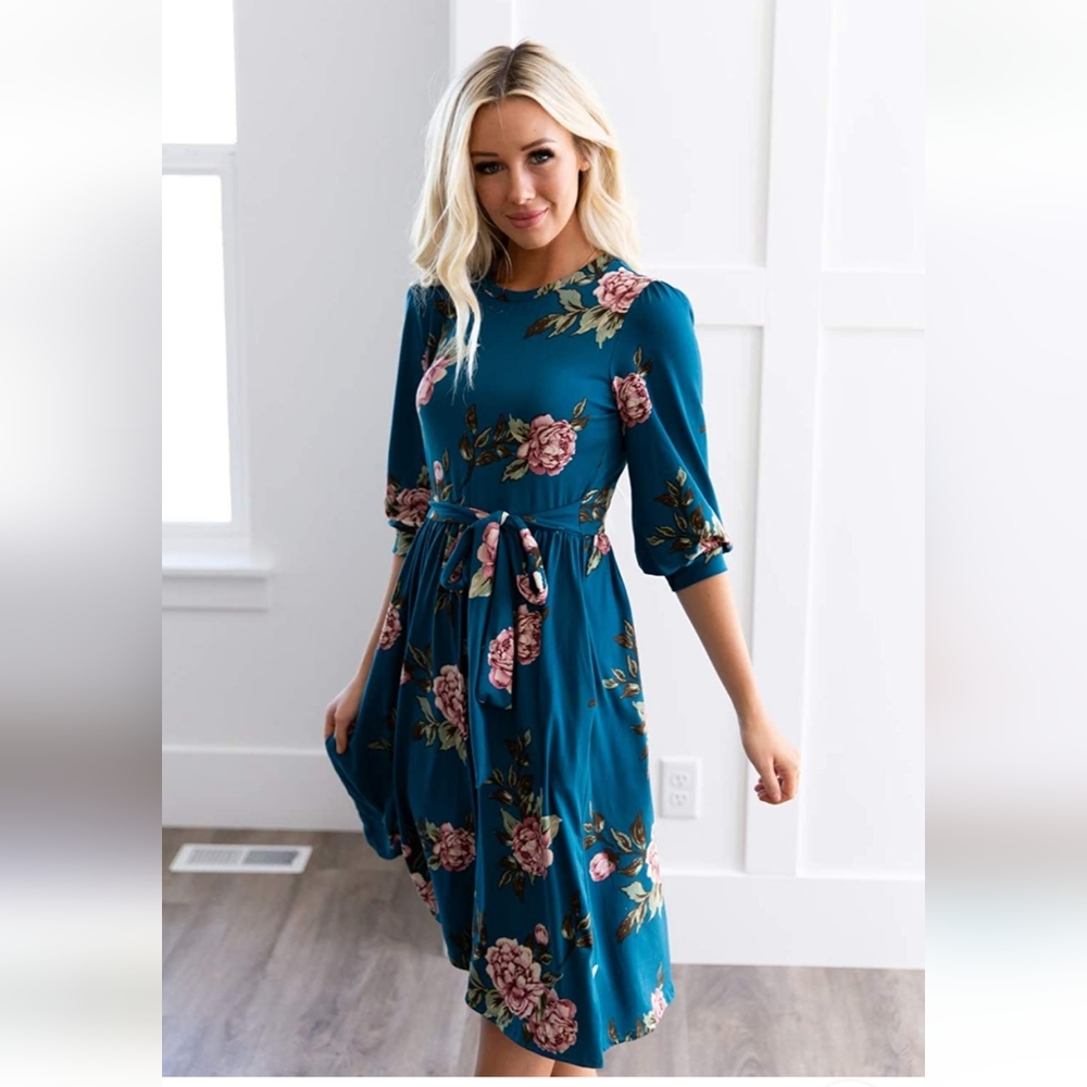 Beautiful Teal Floral Knee Length Midi Dress with Pockets